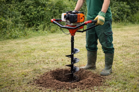 Minigraver op rupsbanden 600kg